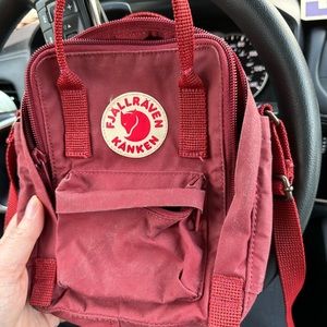 Fjallraven Kanken Mini Crossbody